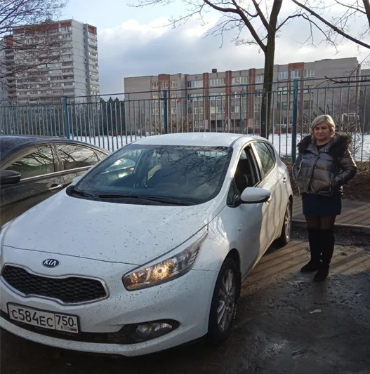 Клиентка с подобранной Kia Ceed